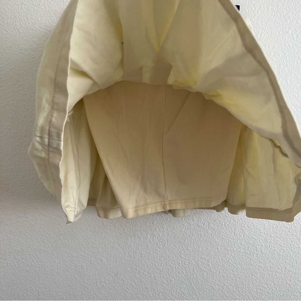 NWOT Brandy Melville Cream Tennis Skirt - Picture 3 of 4
